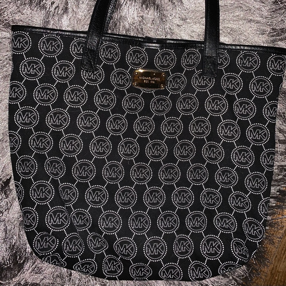 Authentic Michael Kors Purse